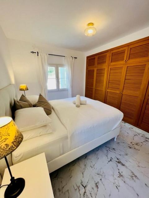Poolvilla Patricia - Camp De Mar Андрач Экстерьер фото